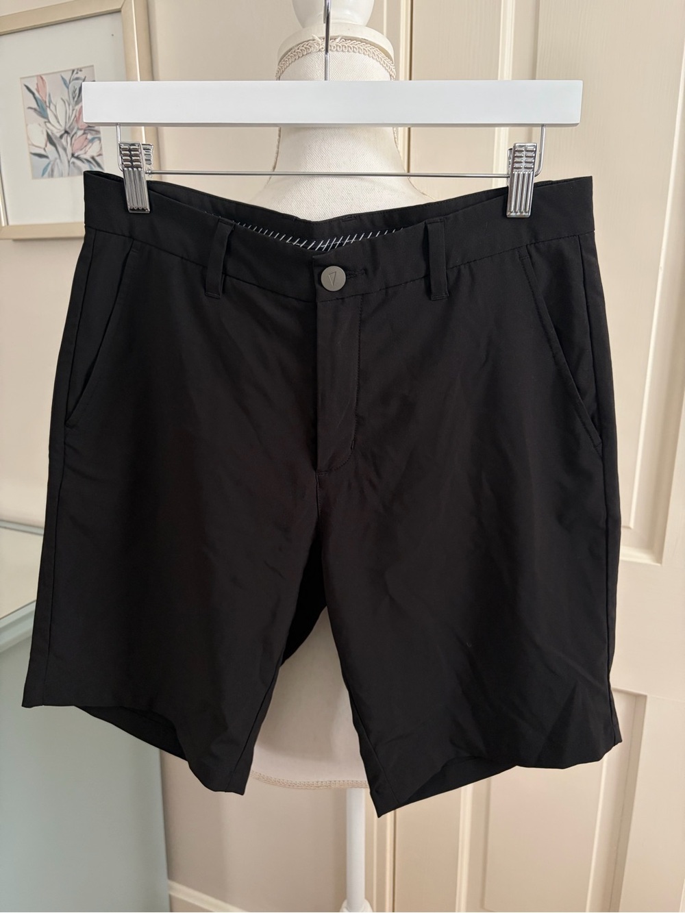Primo 9” Men's Size 32 Black Golf Shorts